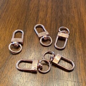 Rose gold swivel lobster claps